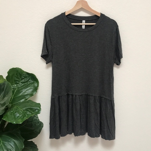 Zenana Outfitters Tops - Long Oversized Peplum T-shirt
